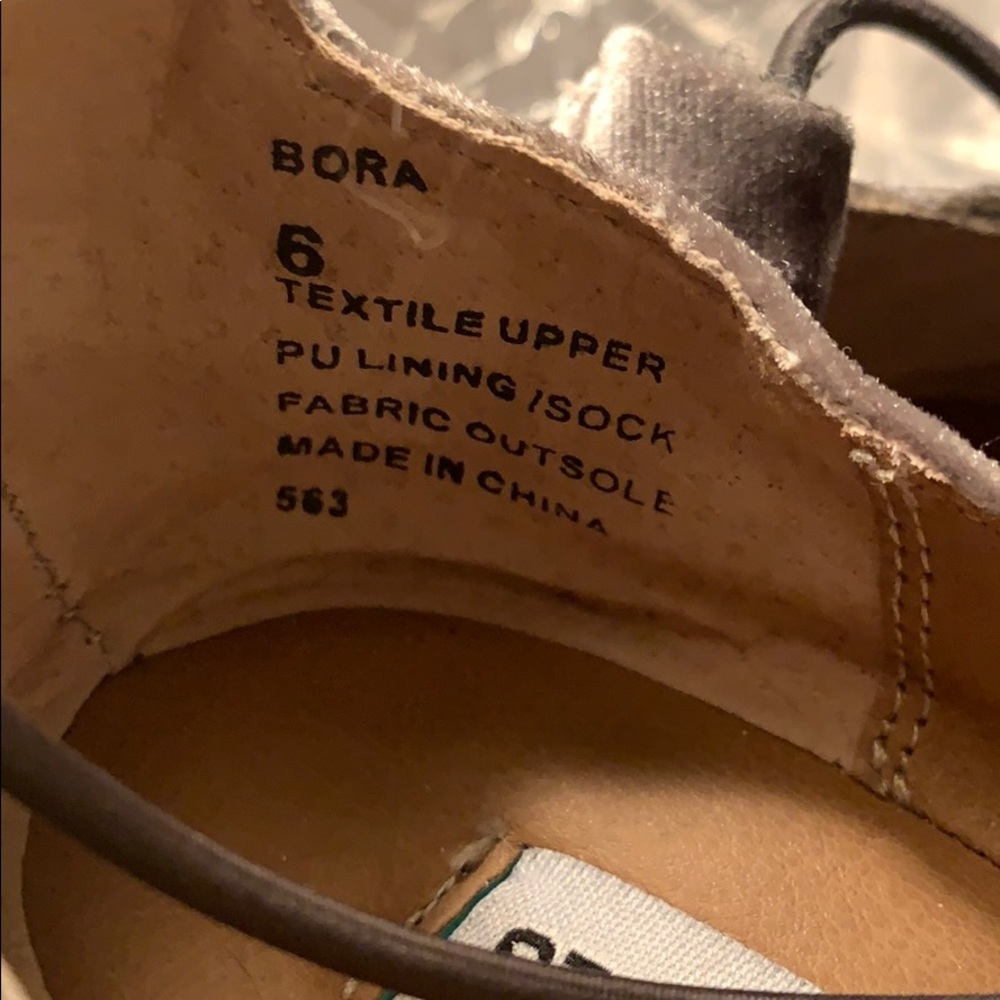 Steve Madden flats - Picture 2 of 3